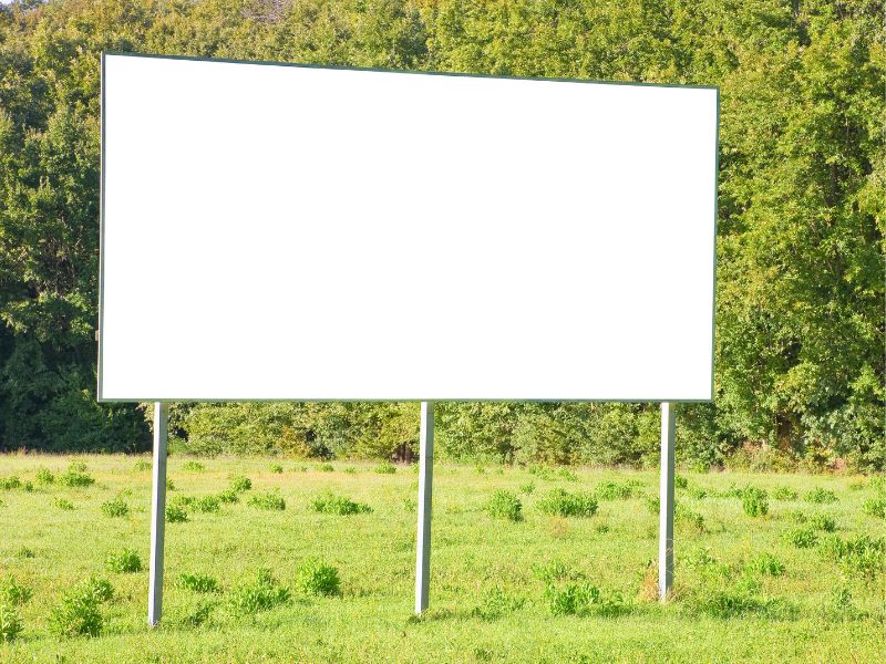 Nośnika reklamy na prywatnym gruncie rolnym